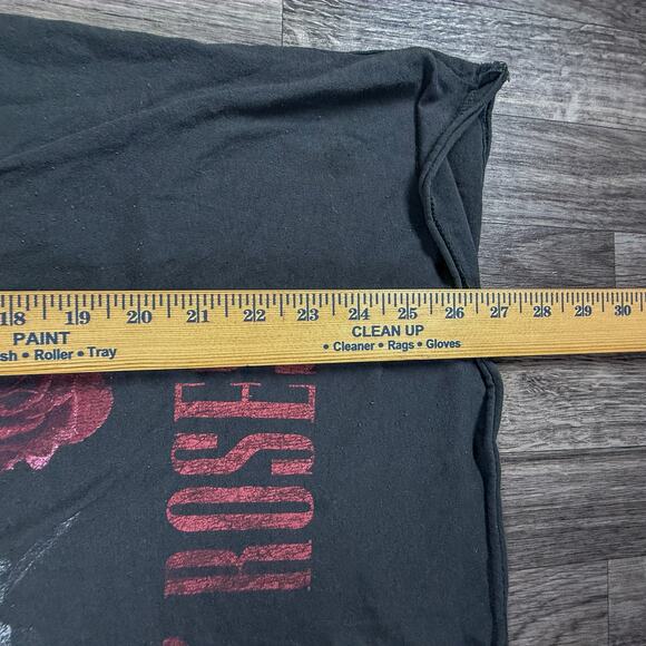 Guns N’ Roses Skull Cutout Band Tee Distressed Rock Shirt Black Grunge Punk - Picture 5 of 6